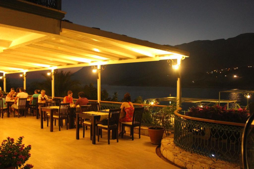Korsan Ada Hotel Kaş Exteriör bild